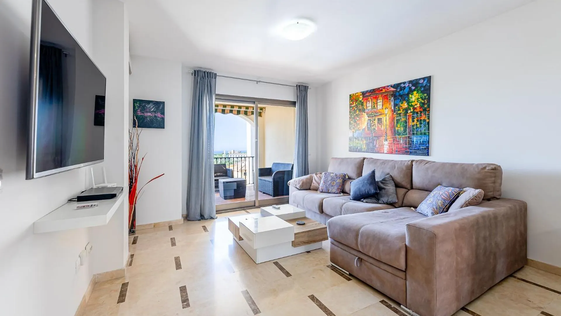 Apartment Riviera Del Sol 2 Bed Apt Bellasol Sitio de Calahonda Spain